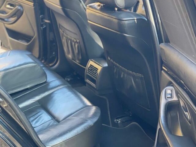 Черный БМВ 5 Серия, объемом двигателя 2.5 л и пробегом 550 тыс. км за 6300 $, фото 15 на Automoto.ua