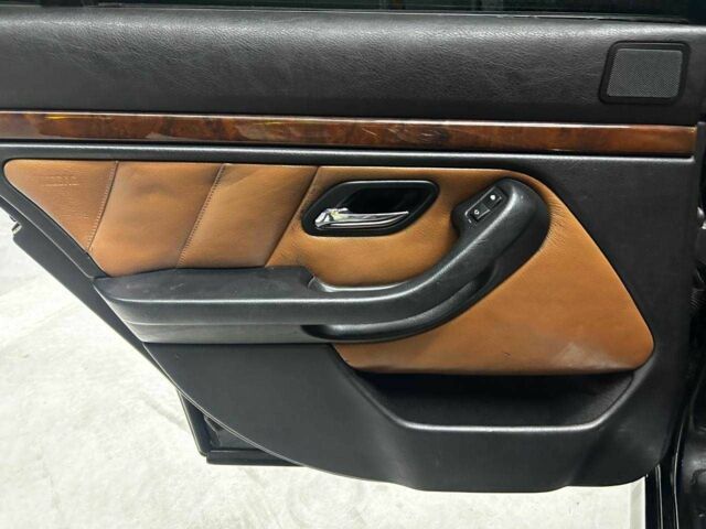 Черный БМВ 5 Серия, объемом двигателя 3 л и пробегом 450 тыс. км за 5700 $, фото 12 на Automoto.ua