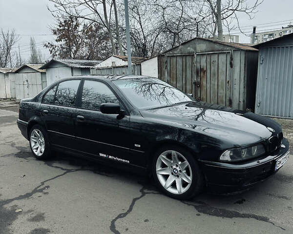 Чорний БМВ 5 Серія, об'ємом двигуна 3 л та пробігом 500 тис. км за 6000 $, фото 2 на Automoto.ua