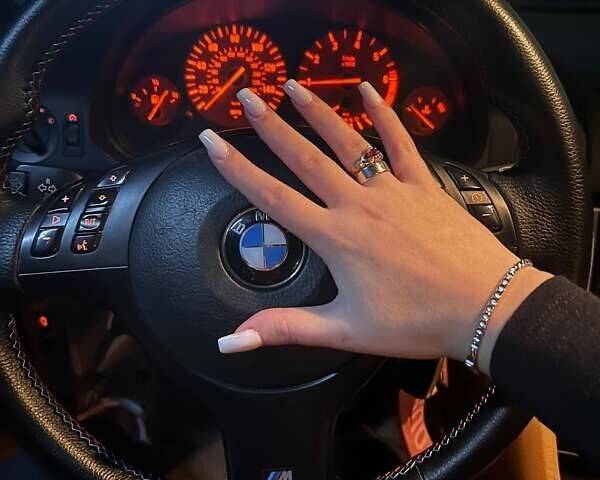 Черный БМВ 5 Серия, объемом двигателя 4.4 л и пробегом 650 тыс. км за 7000 $, фото 19 на Automoto.ua