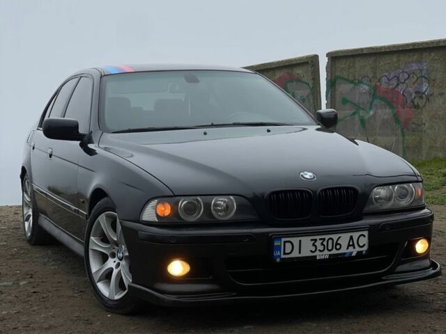 Чорний БМВ 5 Серія, об'ємом двигуна 3 л та пробігом 300 тис. км за 5600 $, фото 4 на Automoto.ua