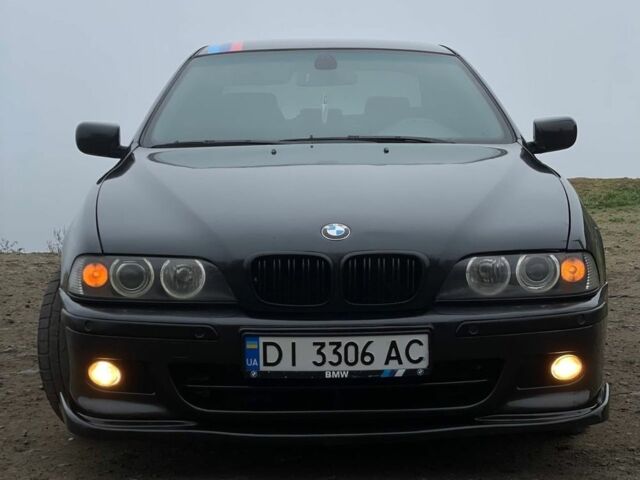 Чорний БМВ 5 Серія, об'ємом двигуна 3 л та пробігом 300 тис. км за 5600 $, фото 3 на Automoto.ua