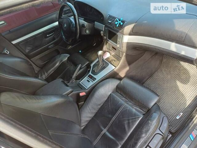 Чорний БМВ 5 Серія, об'ємом двигуна 3 л та пробігом 475 тис. км за 7300 $, фото 21 на Automoto.ua