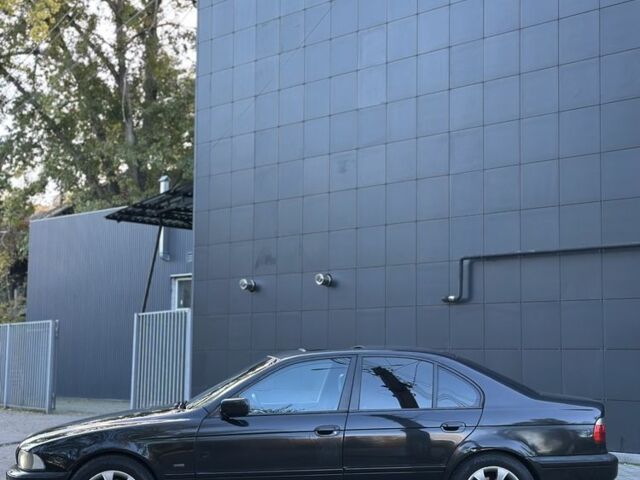 Черный БМВ 5 Серия, объемом двигателя 3 л и пробегом 350 тыс. км за 3400 $, фото 8 на Automoto.ua