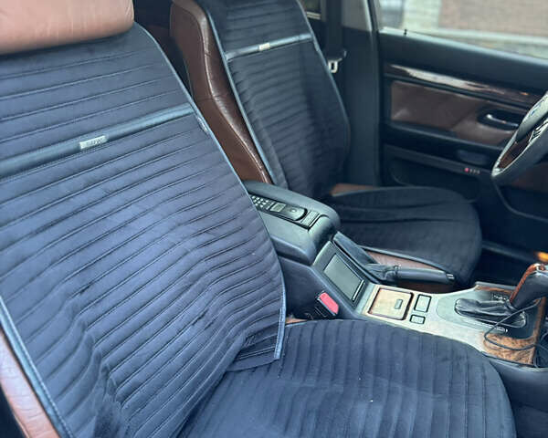 Черный БМВ 5 Серия, объемом двигателя 2.93 л и пробегом 450 тыс. км за 6000 $, фото 13 на Automoto.ua