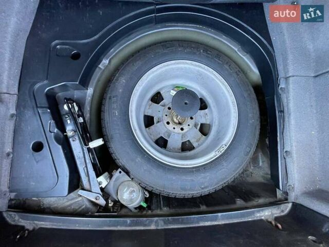 Чорний БМВ 5 Серія, об'ємом двигуна 2.5 л та пробігом 397 тис. км за 5300 $, фото 31 на Automoto.ua