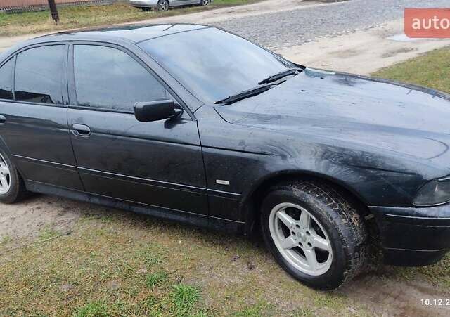 Чорний БМВ 5 Серія, об'ємом двигуна 2.17 л та пробігом 111 тис. км за 3700 $, фото 3 на Automoto.ua