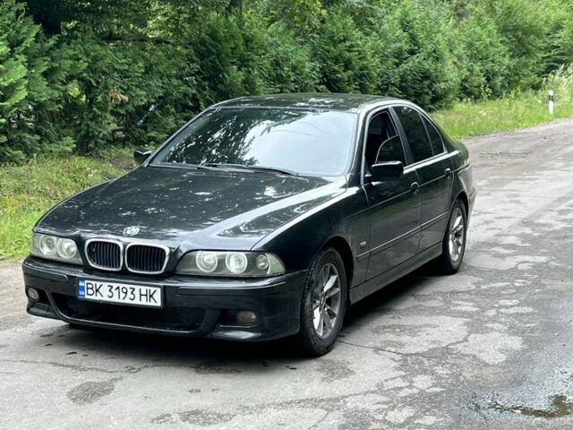 Черный БМВ 5 Серия, объемом двигателя 2.9 л и пробегом 459 тыс. км за 4850 $, фото 1 на Automoto.ua