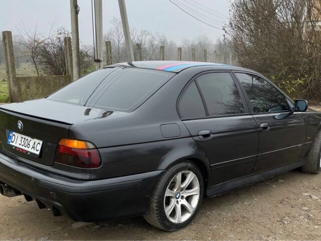 Чорний БМВ 5 Серія, об'ємом двигуна 3 л та пробігом 300 тис. км за 5600 $, фото 9 на Automoto.ua