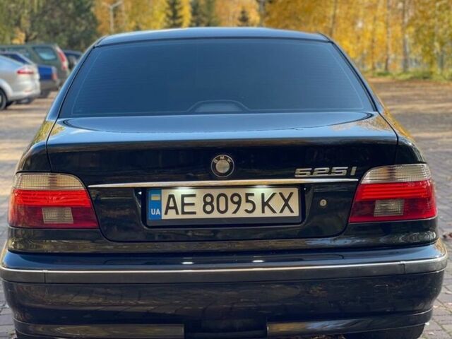 Черный БМВ 5 Серия, объемом двигателя 2.5 л и пробегом 550 тыс. км за 6300 $, фото 3 на Automoto.ua