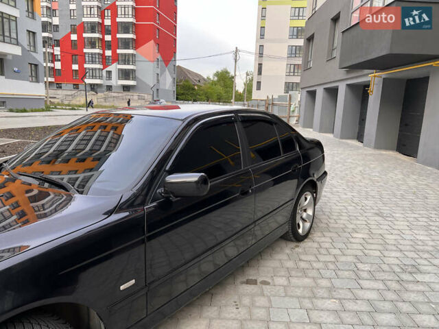 Черный БМВ 5 Серия, объемом двигателя 3 л и пробегом 346 тыс. км за 7500 $, фото 3 на Automoto.ua