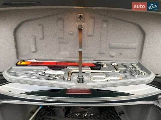 Чорний БМВ 5 Серія, об'ємом двигуна 2.93 л та пробігом 251 тис. км за 12000 $, фото 13 на Automoto.ua