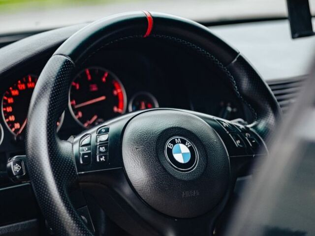 Чорний БМВ 5 Серія, об'ємом двигуна 2.9 л та пробігом 455 тис. км за 10000 $, фото 1 на Automoto.ua