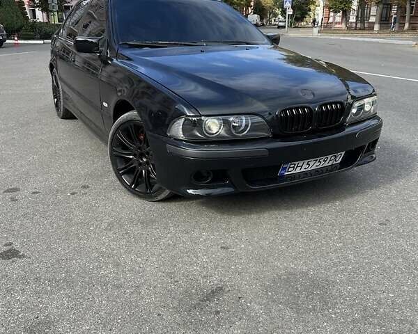 Черный БМВ 5 Серия, объемом двигателя 3.5 л и пробегом 300 тыс. км за 5199 $, фото 4 на Automoto.ua
