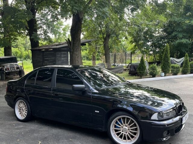 Черный БМВ 5 Серия, объемом двигателя 0 л и пробегом 335 тыс. км за 7700 $, фото 12 на Automoto.ua