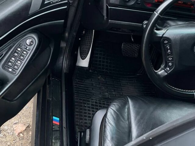 Чорний БМВ 5 Серія, об'ємом двигуна 3 л та пробігом 300 тис. км за 5600 $, фото 22 на Automoto.ua