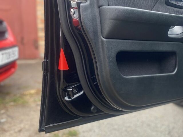 Черный БМВ 5 Серия, объемом двигателя 0 л и пробегом 350 тыс. км за 9000 $, фото 14 на Automoto.ua