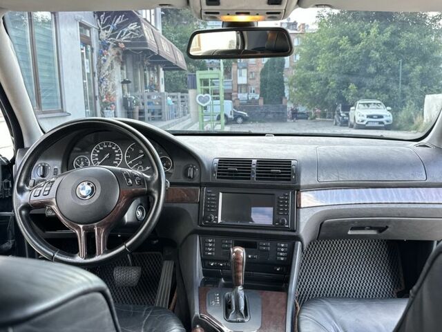 Черный БМВ 5 Серия, объемом двигателя 0 л и пробегом 335 тыс. км за 7700 $, фото 5 на Automoto.ua