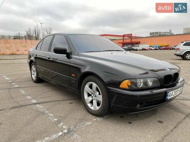 Чорний БМВ 5 Серія, об'ємом двигуна 2.93 л та пробігом 251 тис. км за 12000 $, фото 1 на Automoto.ua