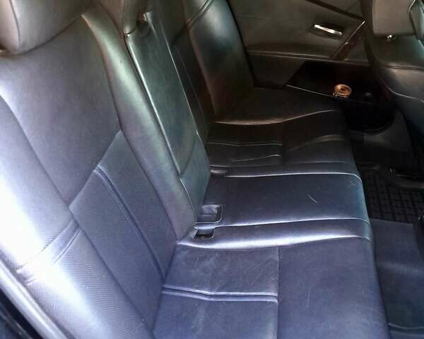Черный БМВ 5 Серия, объемом двигателя 2.98 л и пробегом 350 тыс. км за 7100 $, фото 5 на Automoto.ua