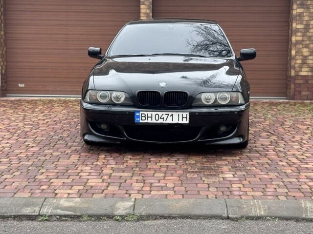 Черный БМВ 5 Серия, объемом двигателя 2.5 л и пробегом 235 тыс. км за 5400 $, фото 1 на Automoto.ua