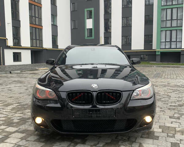 Черный БМВ 5 Серия, объемом двигателя 3 л и пробегом 447 тыс. км за 7799 $, фото 1 на Automoto.ua