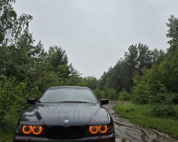 Черный БМВ 5 Серия, объемом двигателя 2.5 л и пробегом 349 тыс. км за 5900 $, фото 4 на Automoto.ua