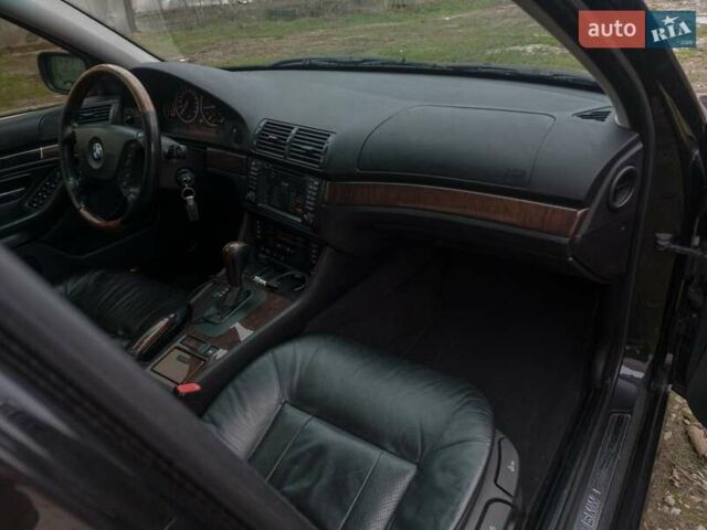 Черный БМВ 5 Серия, объемом двигателя 2.98 л и пробегом 400 тыс. км за 6500 $, фото 8 на Automoto.ua