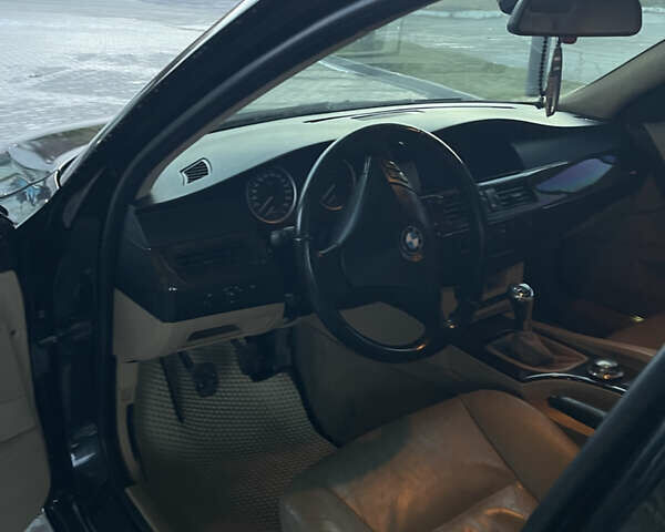 Черный БМВ 5 Серия, объемом двигателя 3 л и пробегом 380 тыс. км за 7800 $, фото 12 на Automoto.ua