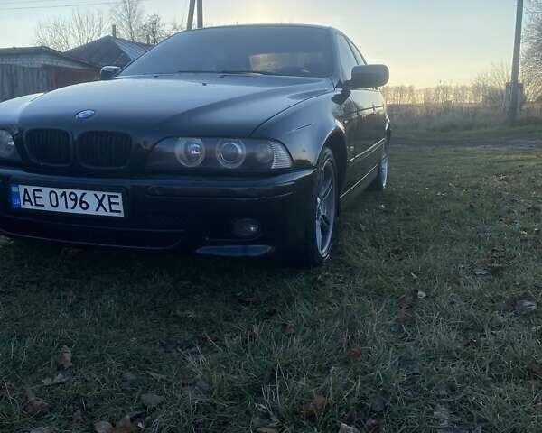 Черный БМВ 5 Серия, объемом двигателя 3 л и пробегом 530 тыс. км за 6000 $, фото 3 на Automoto.ua