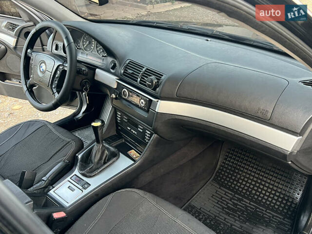 Черный БМВ 5 Серия, объемом двигателя 2.17 л и пробегом 455 тыс. км за 3999 $, фото 31 на Automoto.ua