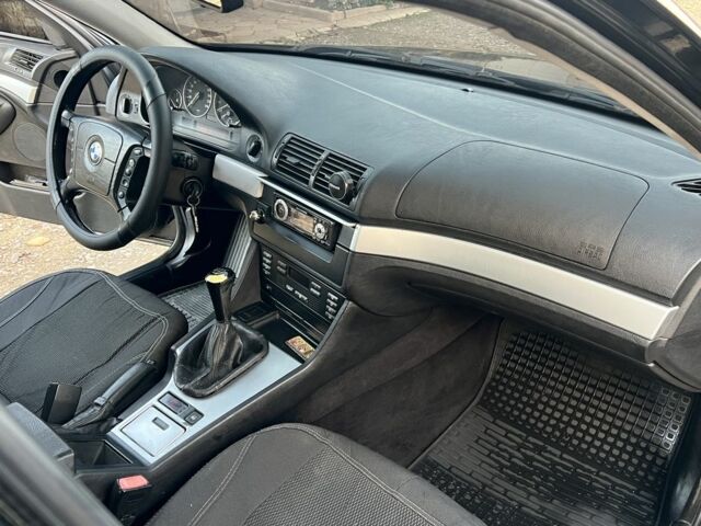 Черный БМВ 5 Серия, объемом двигателя 2.2 л и пробегом 455 тыс. км за 3999 $, фото 9 на Automoto.ua