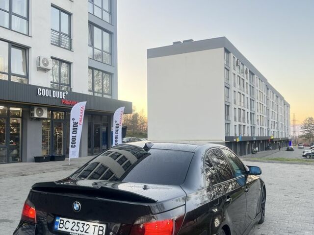 Чорний БМВ 5 Серія, об'ємом двигуна 3 л та пробігом 350 тис. км за 8700 $, фото 4 на Automoto.ua