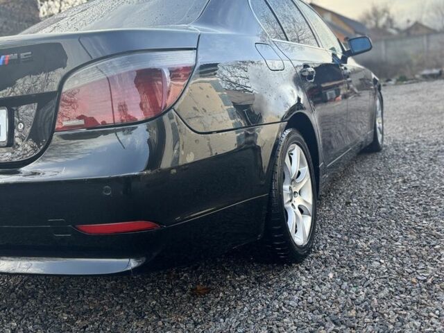 Чорний БМВ 5 Серія, об'ємом двигуна 3 л та пробігом 500 тис. км за 3100 $, фото 4 на Automoto.ua