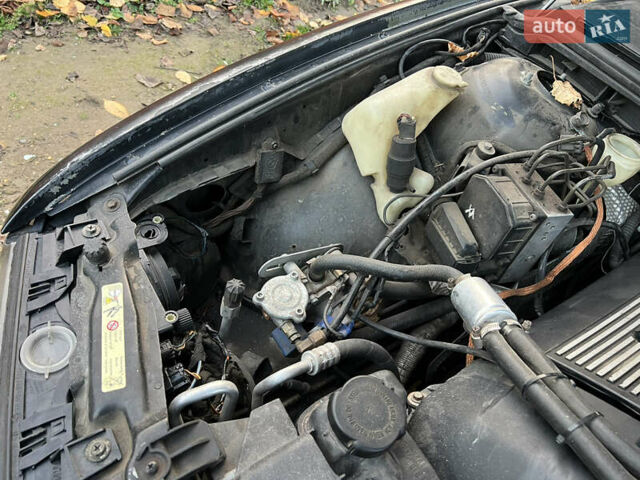 Черный БМВ 5 Серия, объемом двигателя 2.17 л и пробегом 455 тыс. км за 3999 $, фото 37 на Automoto.ua