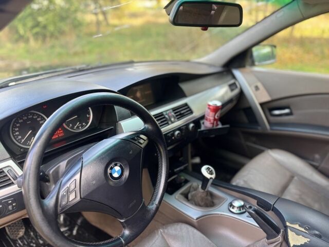 Черный БМВ 5 Серия, объемом двигателя 3 л и пробегом 500 тыс. км за 3350 $, фото 11 на Automoto.ua