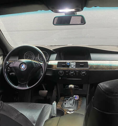 Черный БМВ 5 Серия, объемом двигателя 3 л и пробегом 370 тыс. км за 7500 $, фото 4 на Automoto.ua