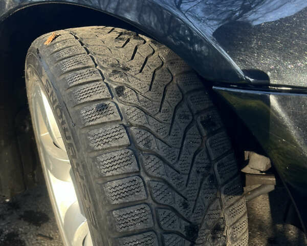 Чорний БМВ 5 Серія, об'ємом двигуна 3 л та пробігом 370 тис. км за 8300 $, фото 15 на Automoto.ua