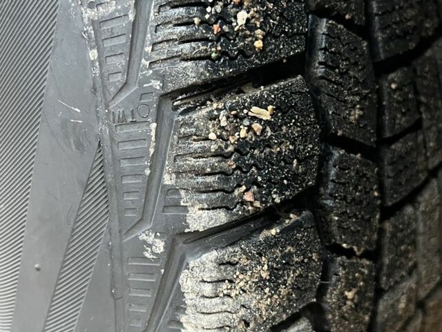 Черный БМВ 5 Серия, объемом двигателя 2.2 л и пробегом 455 тыс. км за 3999 $, фото 17 на Automoto.ua