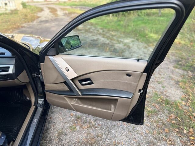 Черный БМВ 5 Серия, объемом двигателя 3 л и пробегом 500 тыс. км за 3350 $, фото 18 на Automoto.ua