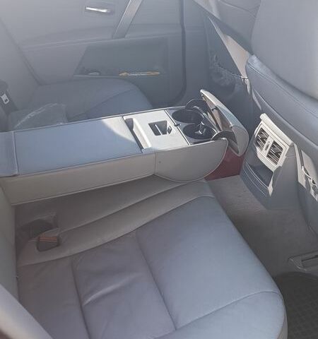 Черный БМВ 5 Серия, объемом двигателя 3 л и пробегом 382 тыс. км за 7600 $, фото 4 на Automoto.ua