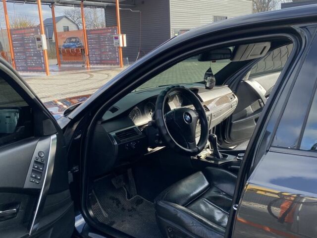 Чорний БМВ 5 Серія, об'ємом двигуна 3 л та пробігом 3 тис. км за 11000 $, фото 4 на Automoto.ua