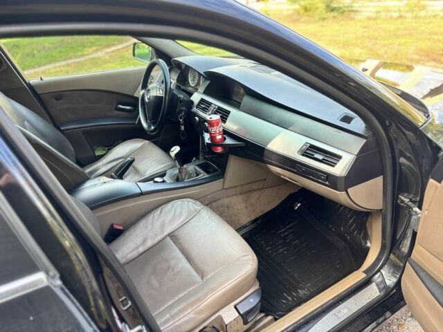 Черный БМВ 5 Серия, объемом двигателя 3 л и пробегом 500 тыс. км за 3350 $, фото 19 на Automoto.ua