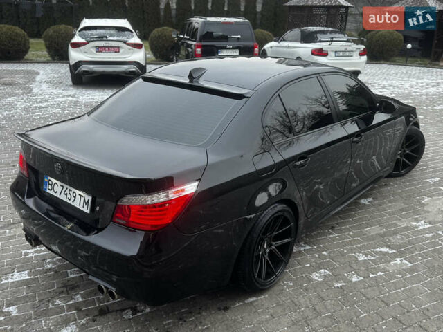 Черный БМВ 5 Серия, объемом двигателя 4.4 л и пробегом 200 тыс. км за 8800 $, фото 4 на Automoto.ua