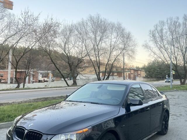 Чорний БМВ 5 Серія, об'ємом двигуна 3 л та пробігом 350 тис. км за 8700 $, фото 1 на Automoto.ua