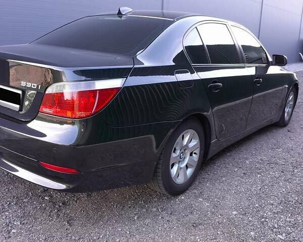 Черный БМВ 5 Серия, объемом двигателя 2.98 л и пробегом 350 тыс. км за 7100 $, фото 6 на Automoto.ua