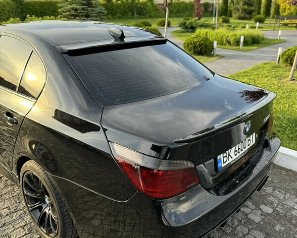 Черный БМВ 5 Серия, объемом двигателя 3 л и пробегом 400 тыс. км за 9800 $, фото 17 на Automoto.ua