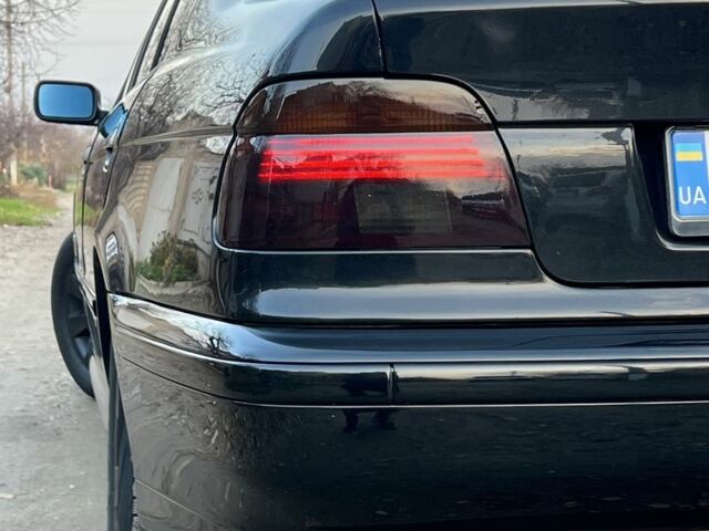 Черный БМВ 5 Серия, объемом двигателя 2.2 л и пробегом 455 тыс. км за 3999 $, фото 5 на Automoto.ua