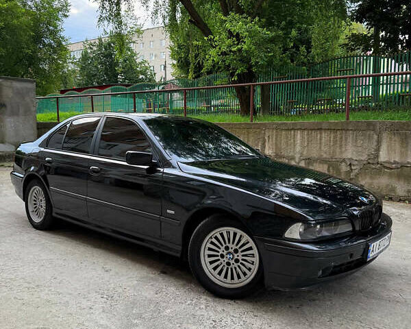 Черный БМВ 5 Серия, объемом двигателя 3 л и пробегом 454 тыс. км за 6999 $, фото 5 на Automoto.ua