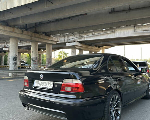 Чорний БМВ 5 Серія, об'ємом двигуна 3 л та пробігом 455 тис. км за 5200 $, фото 3 на Automoto.ua